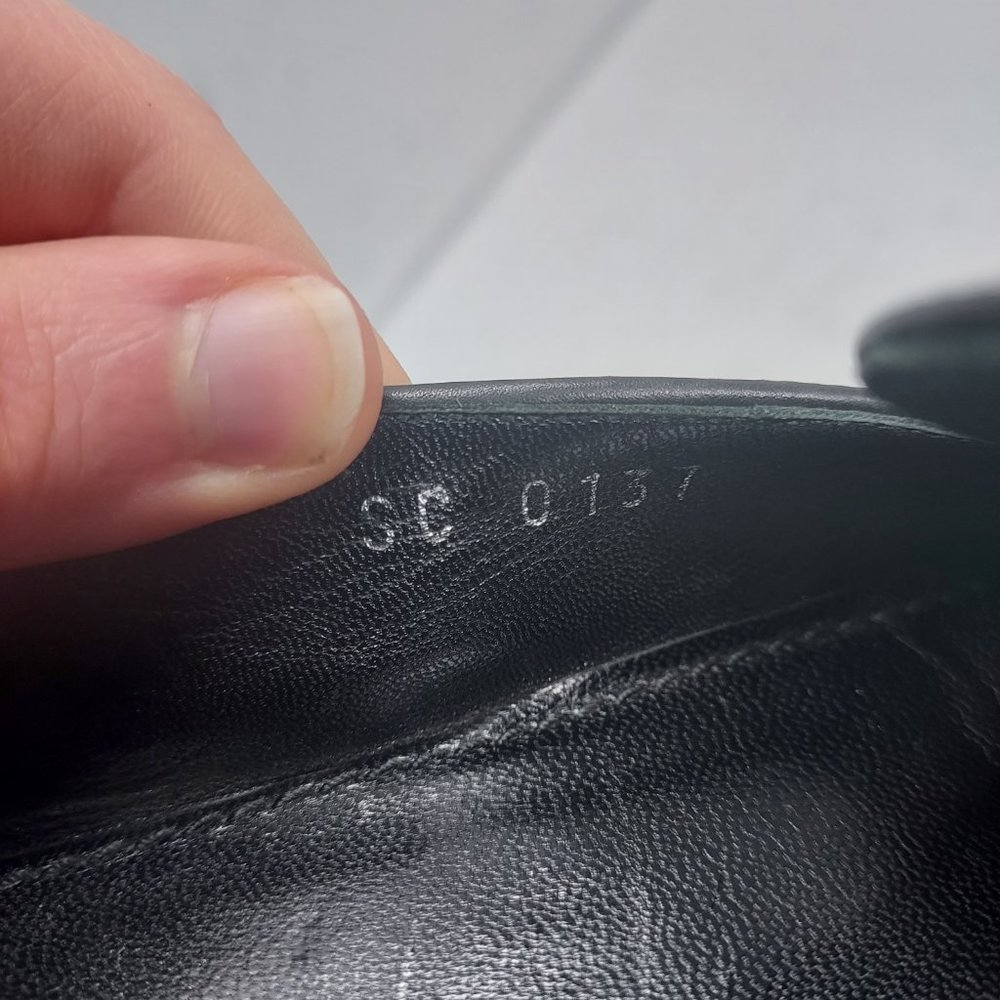 Louis Vuitton Black Gold Chain Loafer - Picture 3 of 12